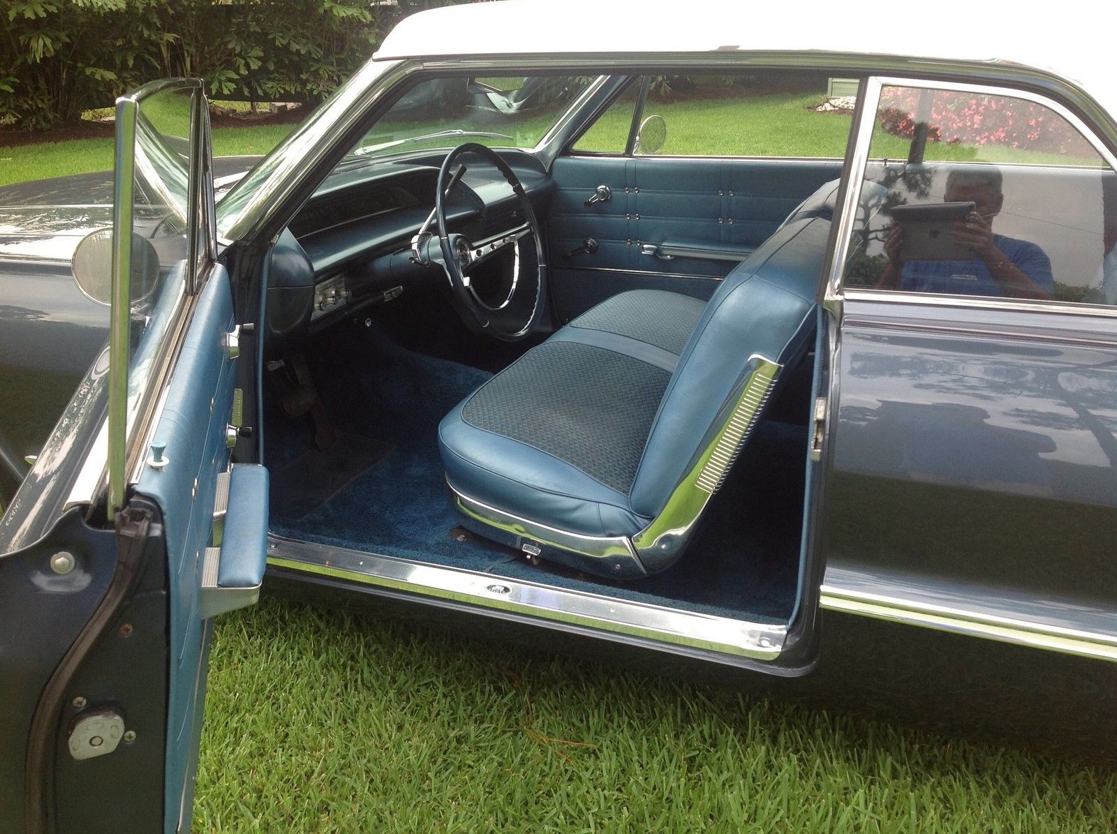 1963 Impala Sport Coupe - 409 blue 14